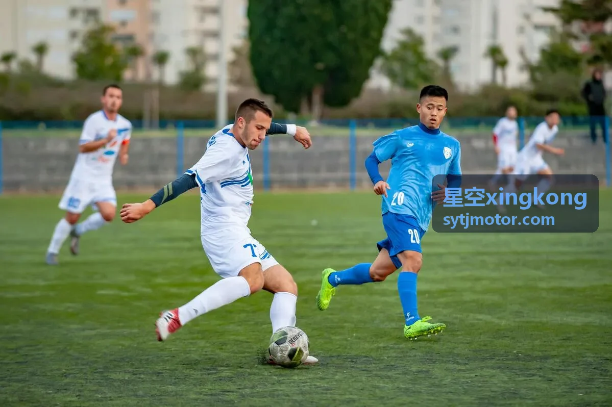 星空xingkong 营地夜间活动场景封面图